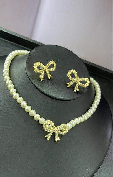 Luxury Pearls Necklace