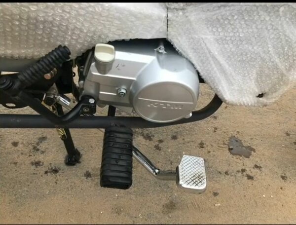 Moto neuve 125cc économique