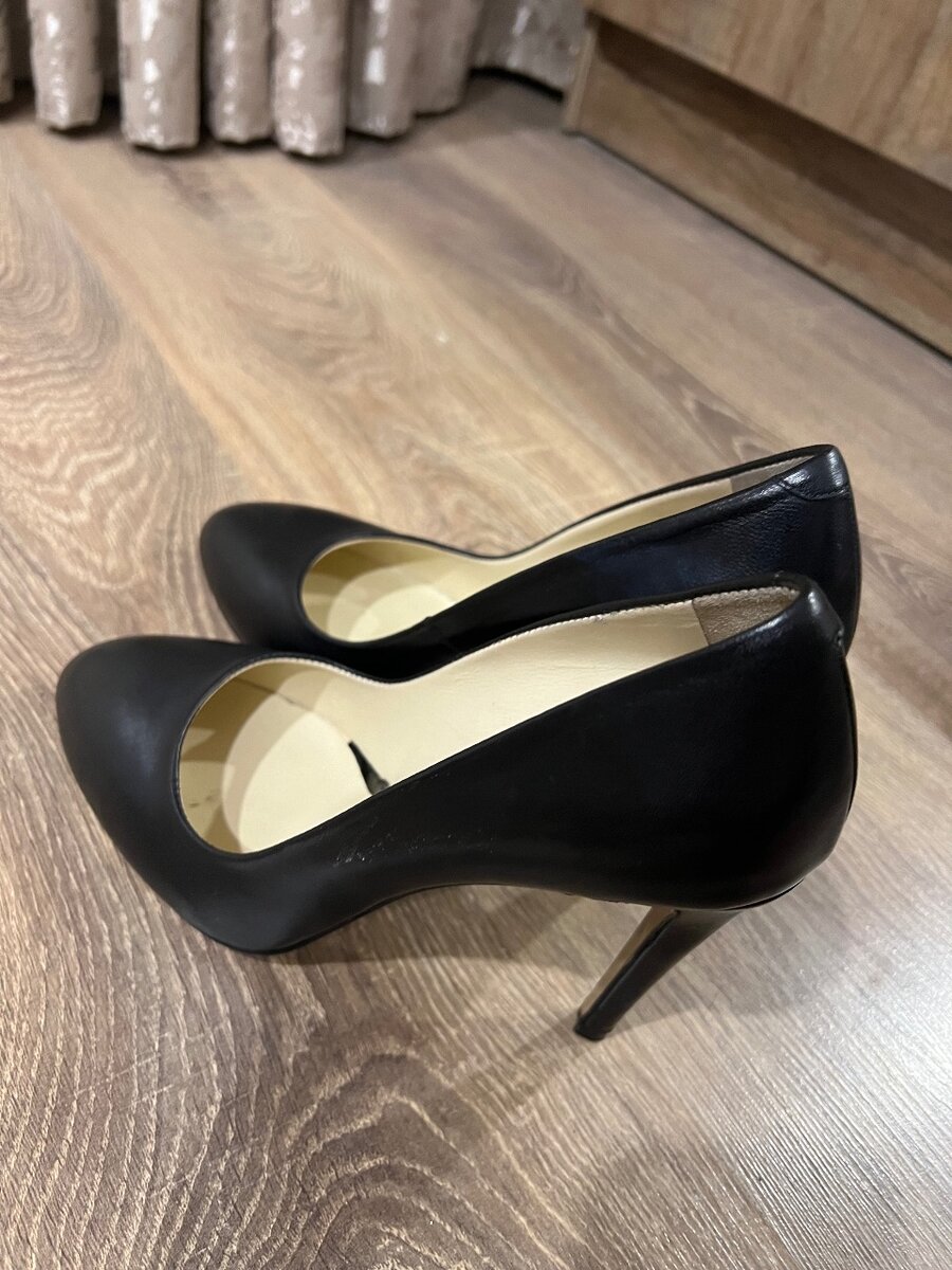 Итальянские удобные на каблуках с круглым носом