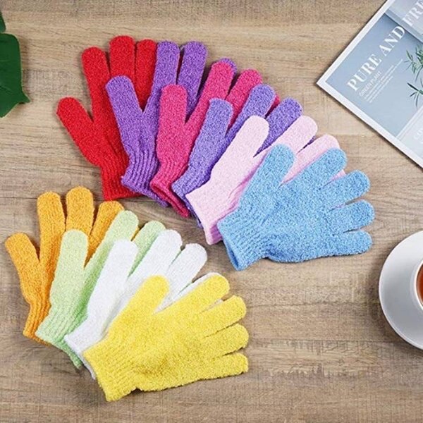 Exfoliating gloves