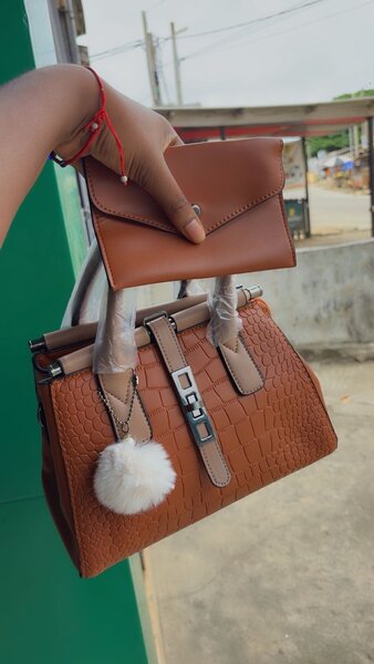 Sac à main élégant en cuir