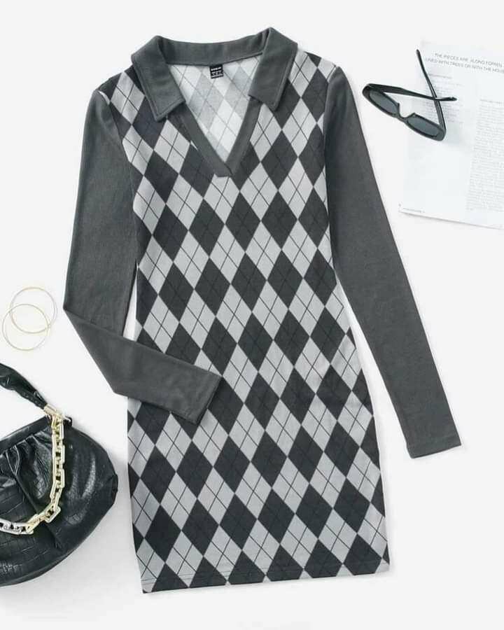 Robe pull à losanges élégante