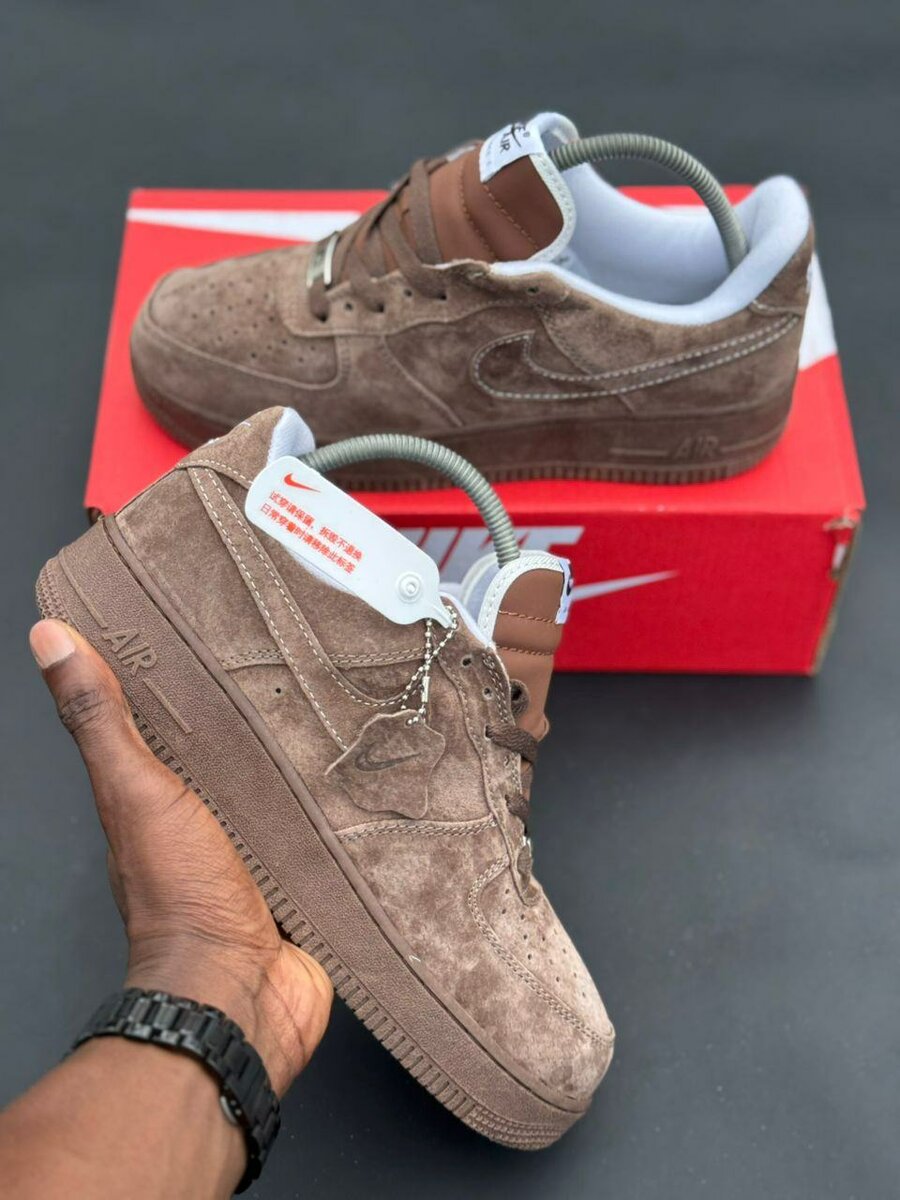 Sneakers en daim élégantes