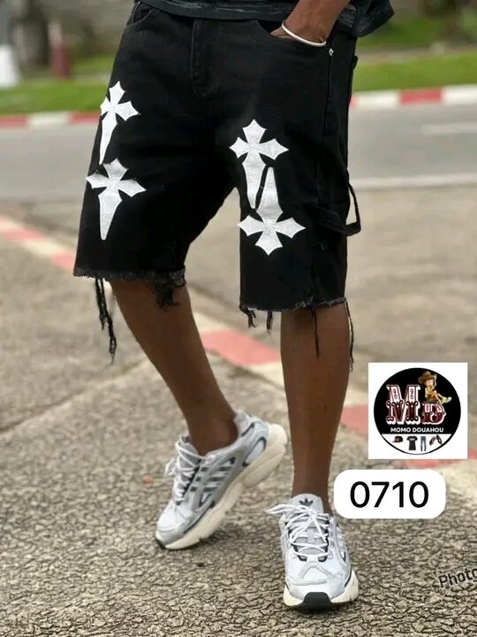 Shorts en Jean Style Graffiti