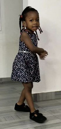 Dark dress with print, belt