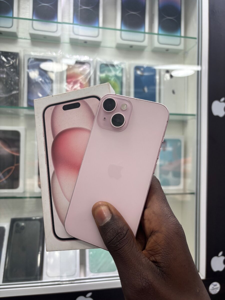 iPhone 15 Rose 128Go