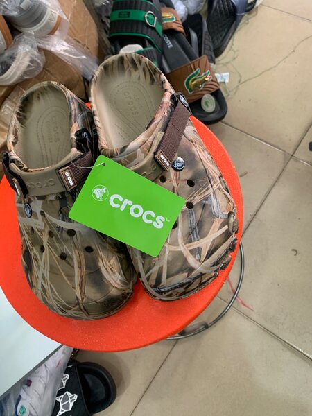 Designal Crocs