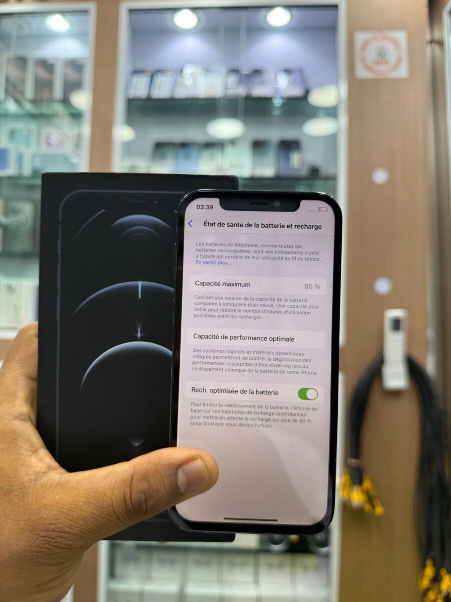 iPhone 12 Pro 128giga casineuf avec Face ID