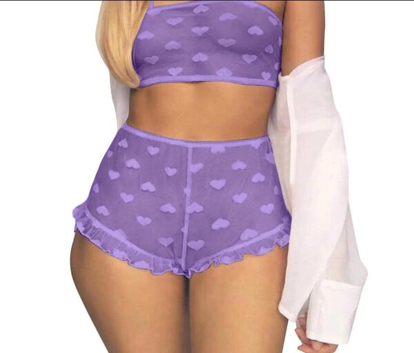 Belle lingerie violet