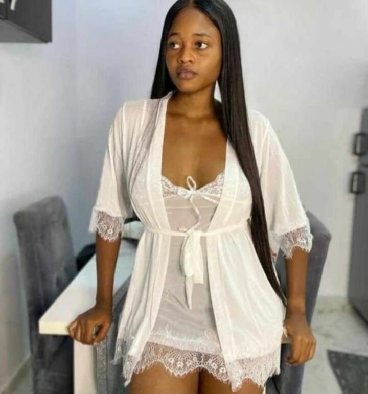 Peignoir en dentelle sexy