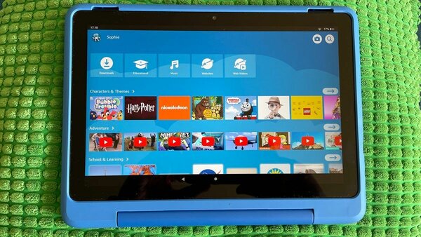 New Amazon fire HD 10 kids pro 32gb