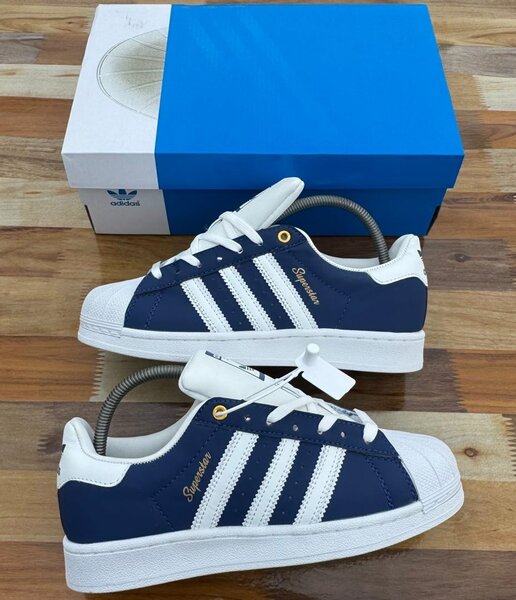 Sneakers tendance bleu et blanc