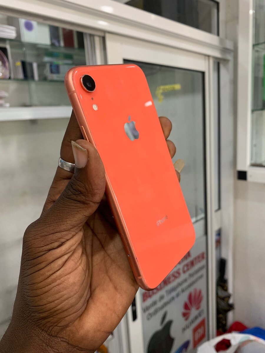 IPHONE XR