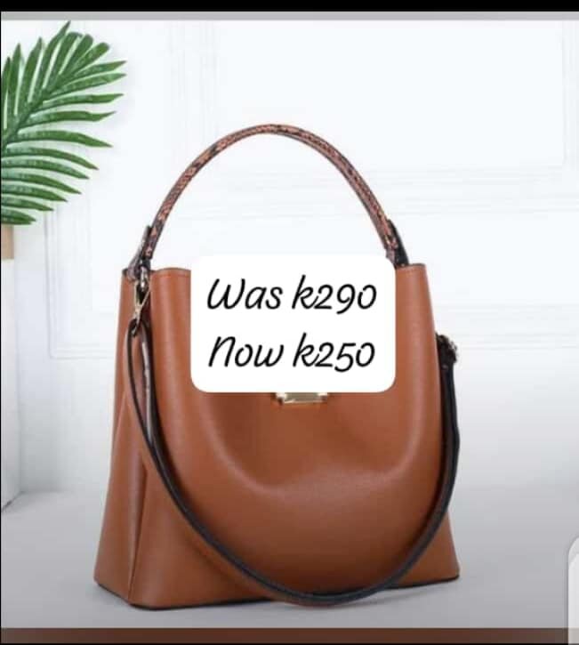 Beautiful and high-quality women's handbag