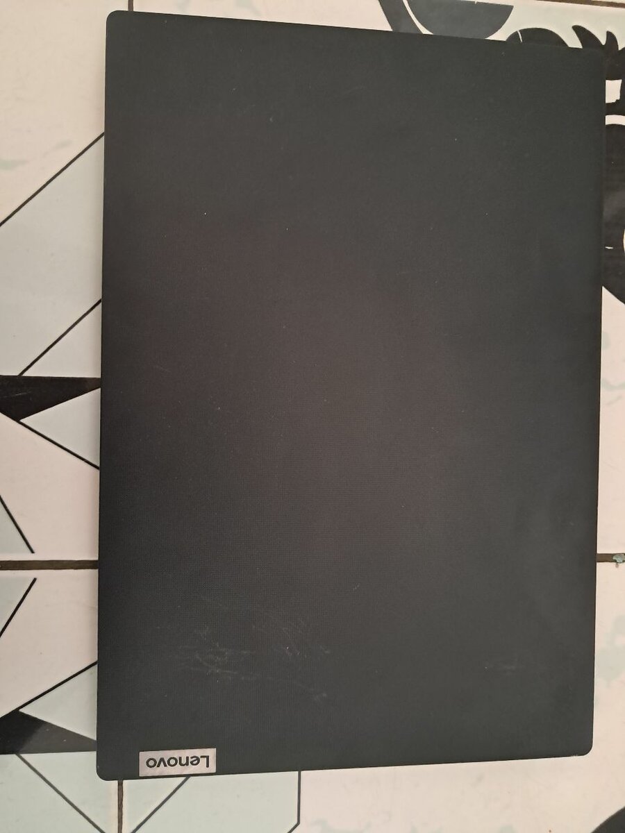 Ordinateur Portable Lenovo 15.6 pouces