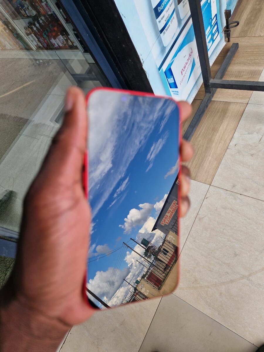 Iphone 14 uk pre owned