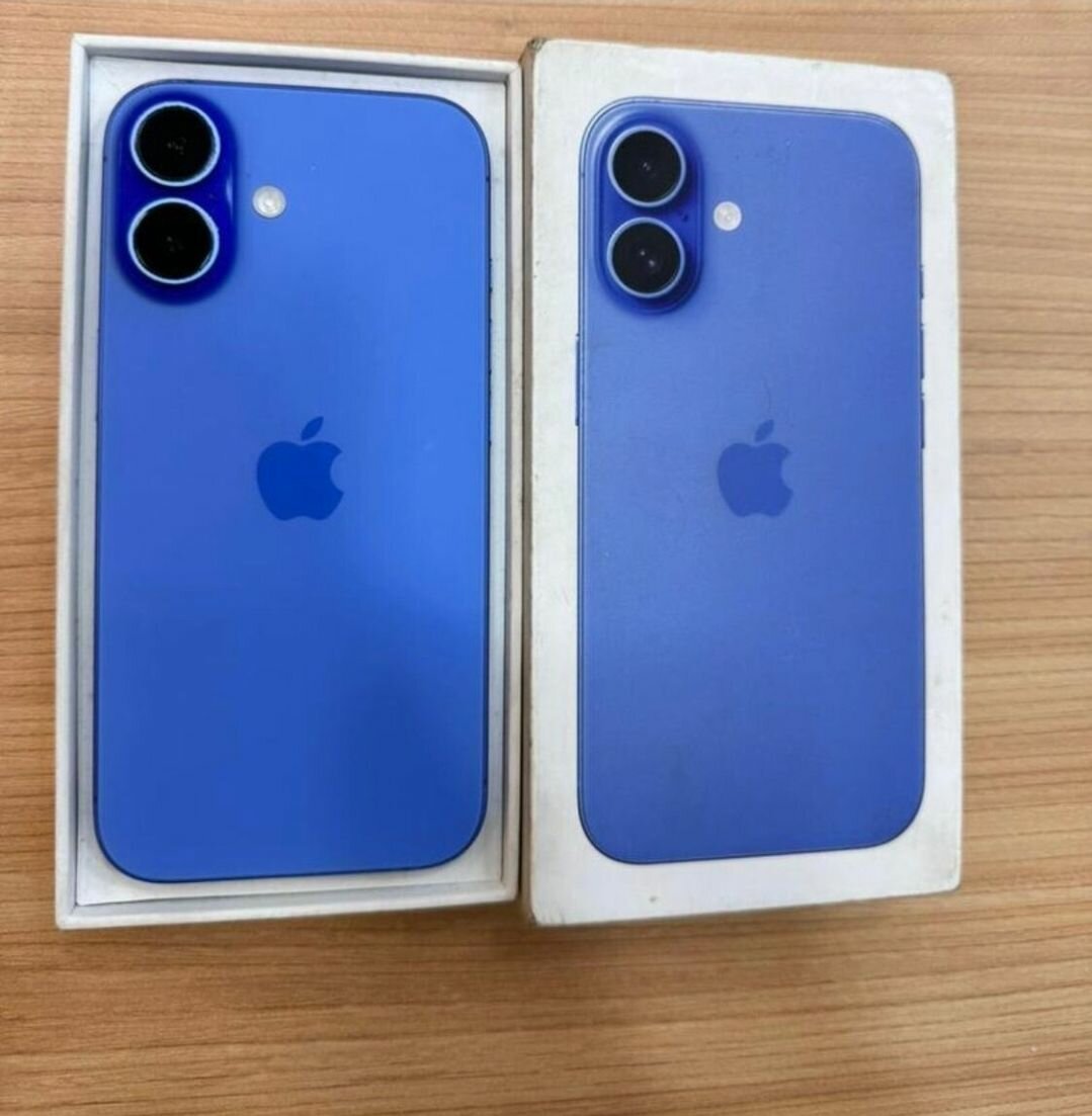 iPhone Bleu 128GB