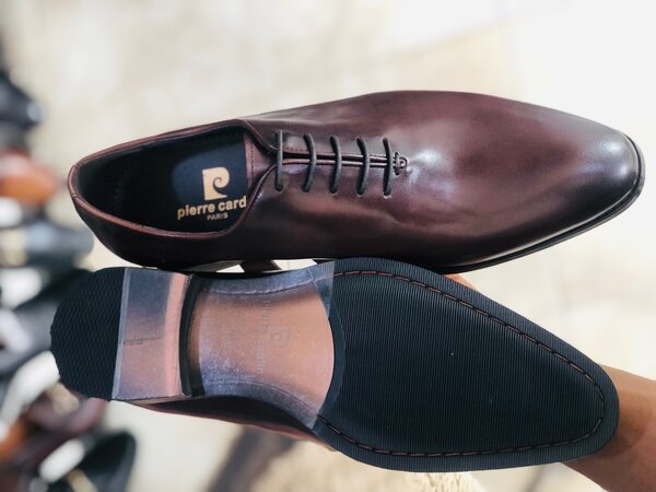 Pierre card ( Paris)