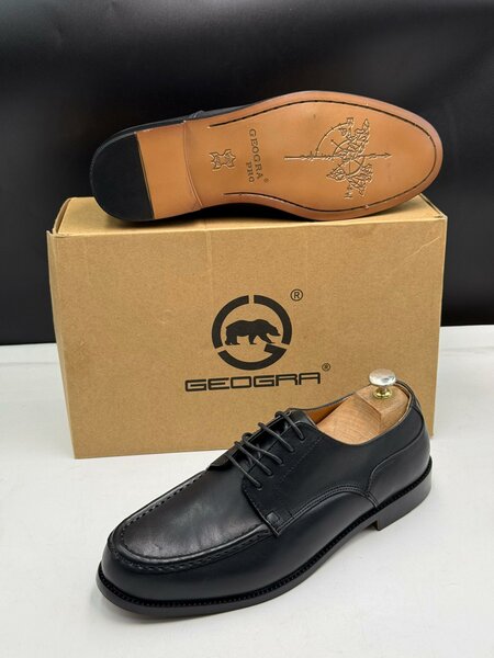 Chaussures Derbies en Cuir Noir