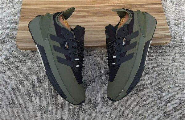 Chaussures de Sport Modernes