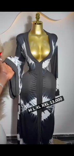 Robe élégante à manches longues