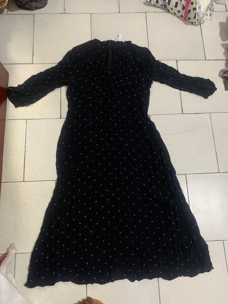 Robe longue à pois élégante