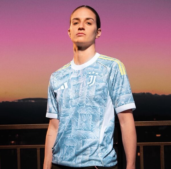 Maillot Juventus Officiel 2023