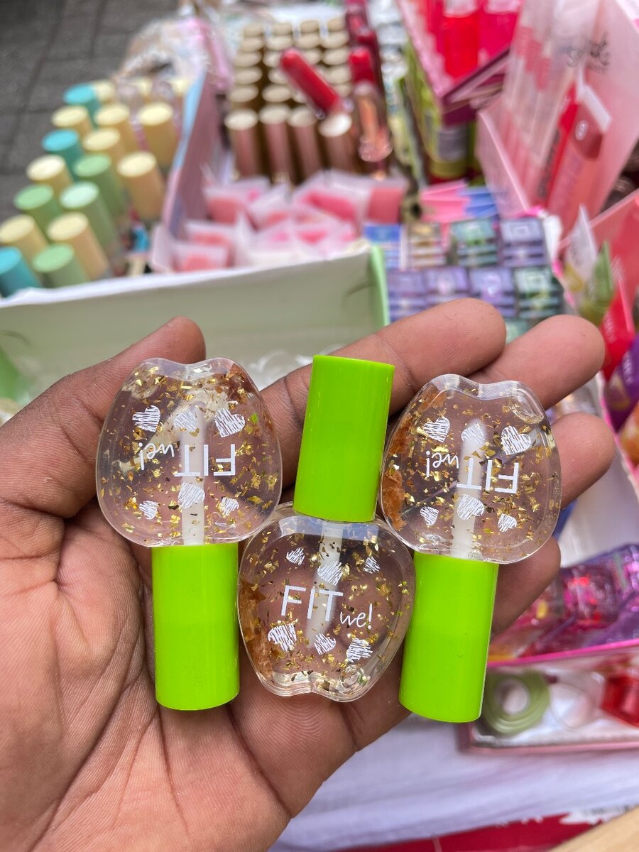 Fit me lip gloss