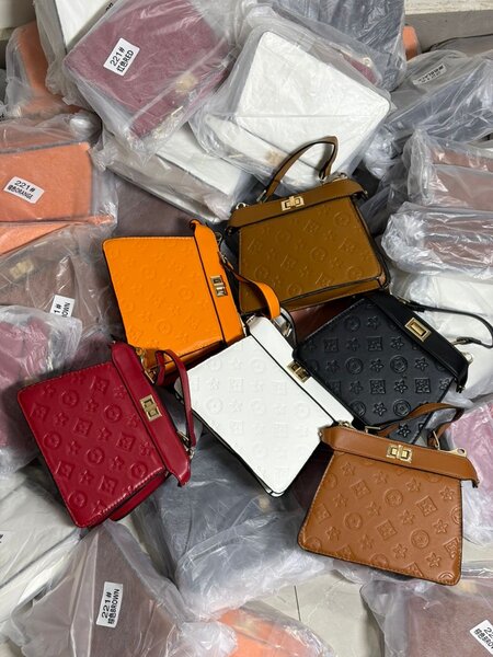 Sacs à main élégants en cuir