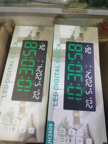 Réveil LED Digital Multifonction