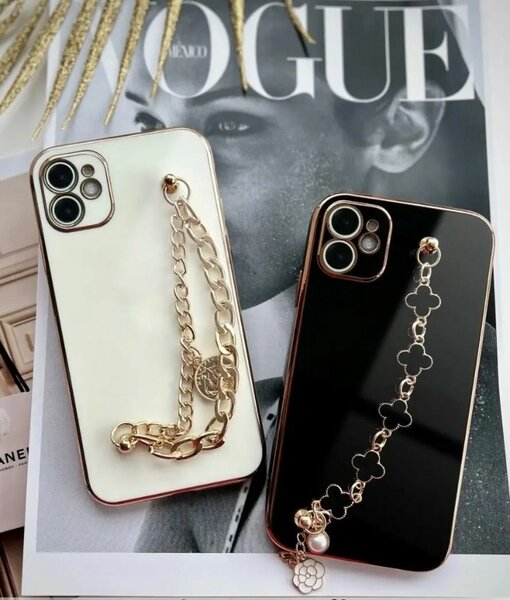 Чехол на айфон 13