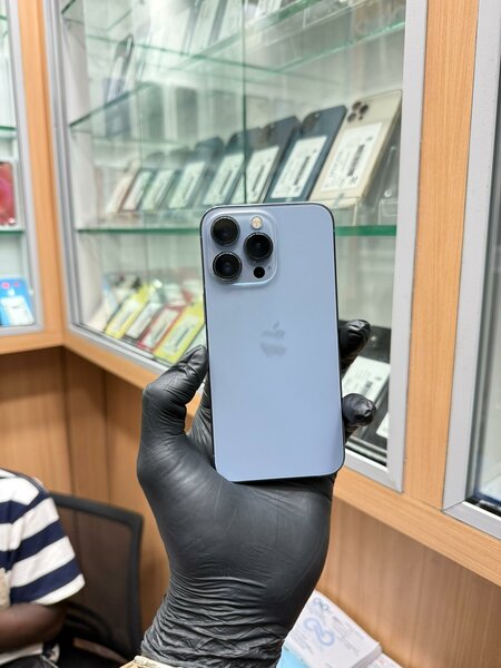 *iPhone 13 Pro Max 256gb messa