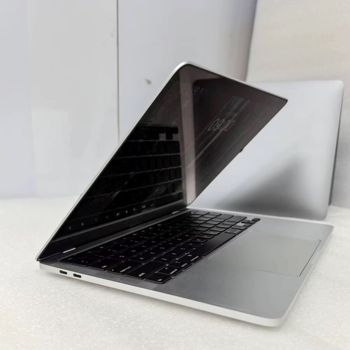 MacBook Pro 2019 13" Retina