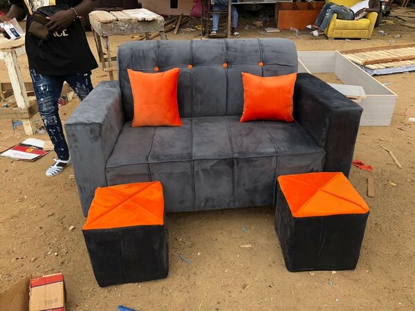 Canapé 2 place 2 pouff