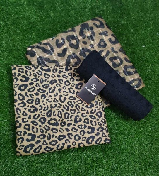 Ladies suit