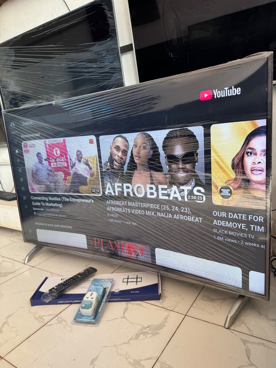 55inches full digital satellite CURVED PANASONIC TV