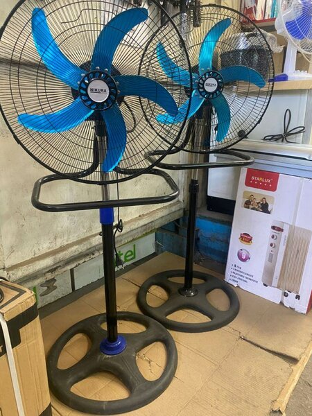Standing fan