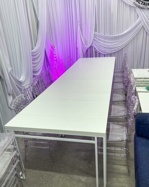 Стол длинный белый