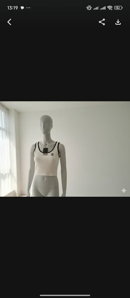 Top sans manches élégant