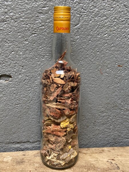 MÉLANGE DE KOKO ET DE PLAIES DE VENTRE