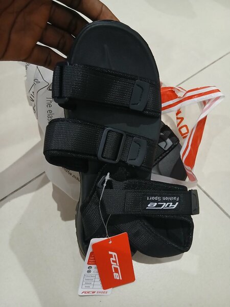 Sandales de sport ajustables