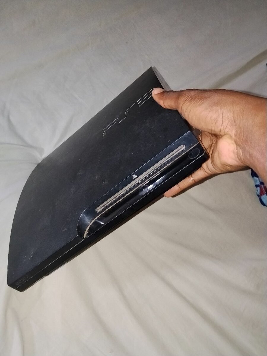 Console PS3 Slim Noire