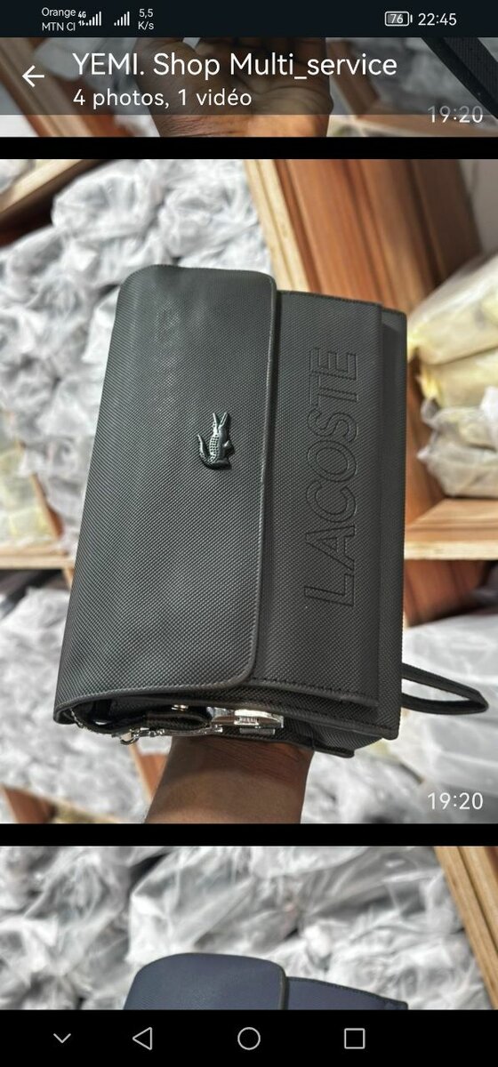 Porte carte d'identité en cuir