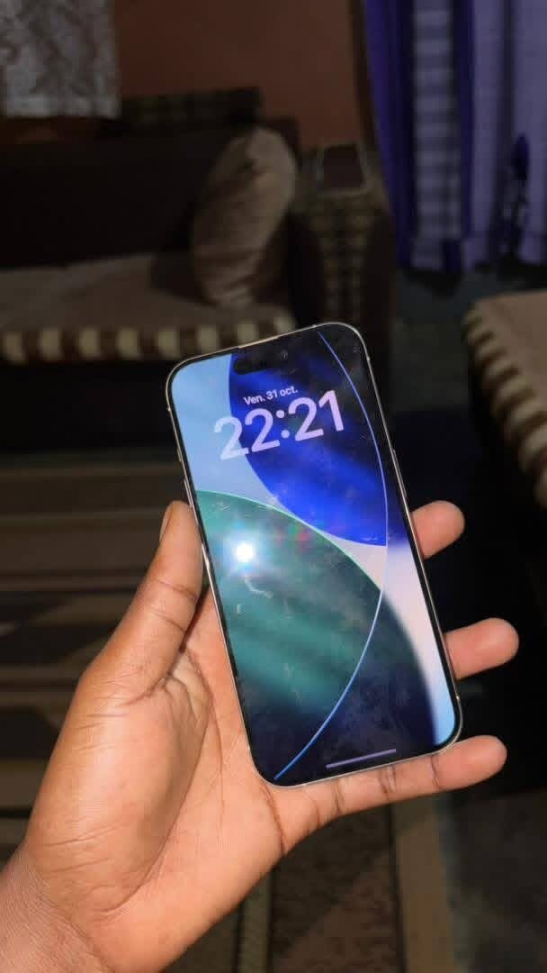 iPhone 15 Pro Blanc 256 Go