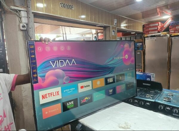 Smart TV 55 pouces 4K UHD