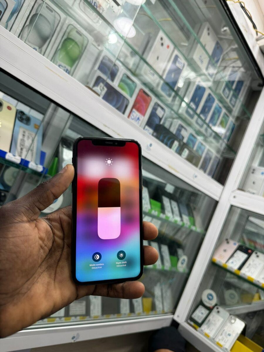 iPhone 11 Pro 64g propre