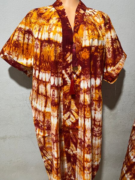 Kaftan bohème imprimé tie-dye