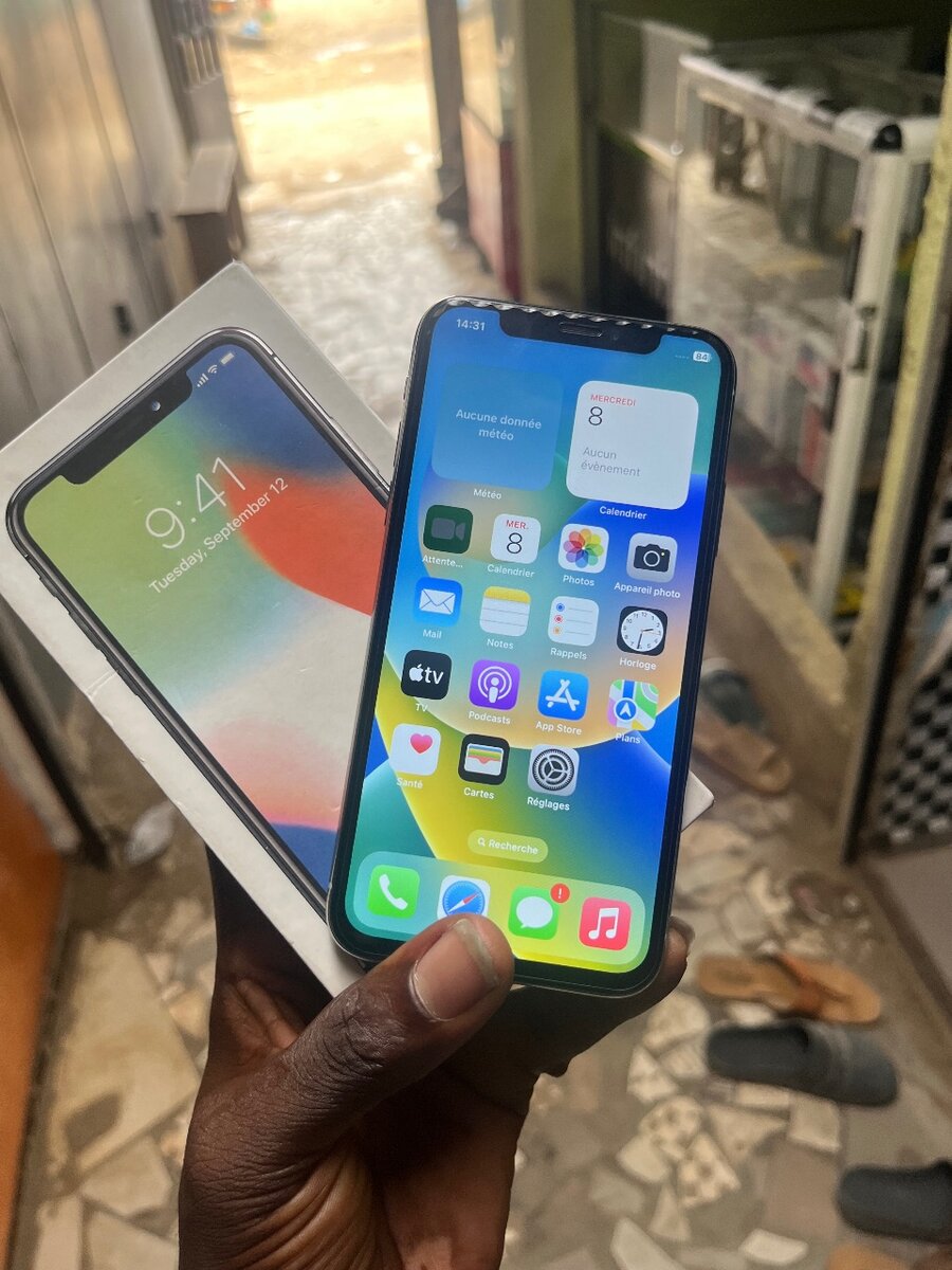 iPhone X 64go
