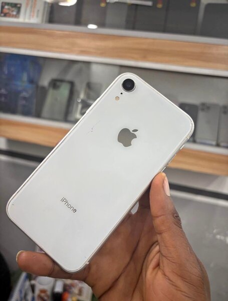 iPhone XR Blanc Débloqué