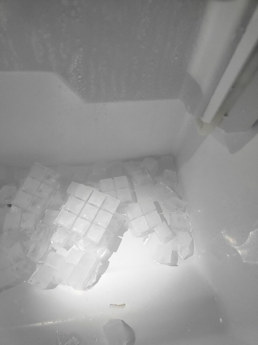 Льдогенератор промышленный, 36кг льда в сутки, форма кубик